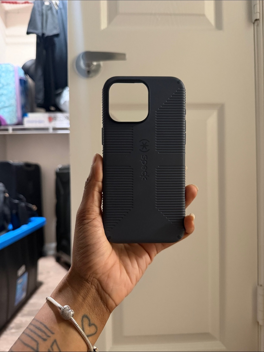 speck Black Shock-Absorbent Rugged Phone Case